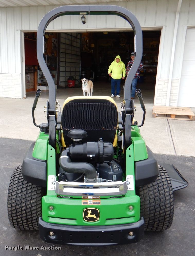 image for item IH9238 2009 John Deere Z830A  ZTR lawn mower