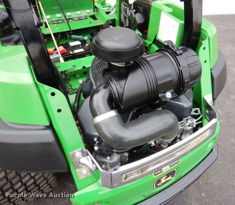 image for item IH9238 2009 John Deere Z830A  ZTR lawn mower