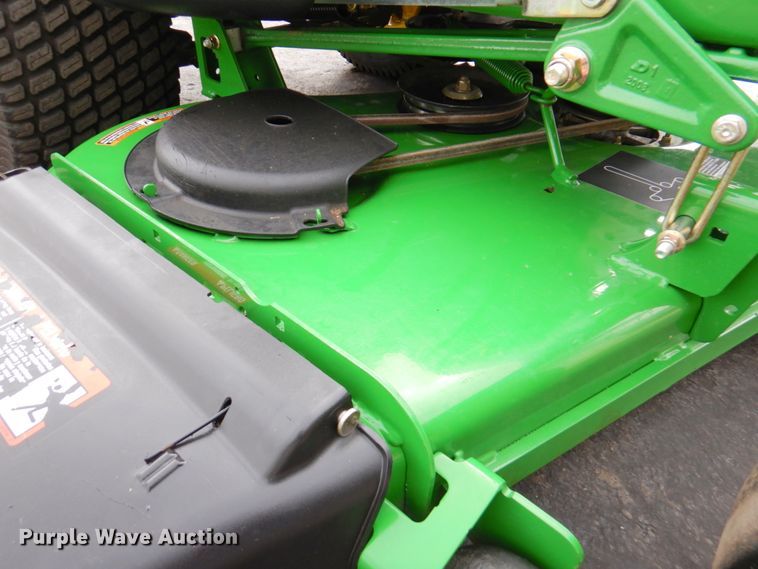 image for item IH9238 2009 John Deere Z830A  ZTR lawn mower