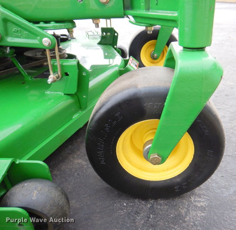 image for item IH9238 2009 John Deere Z830A  ZTR lawn mower