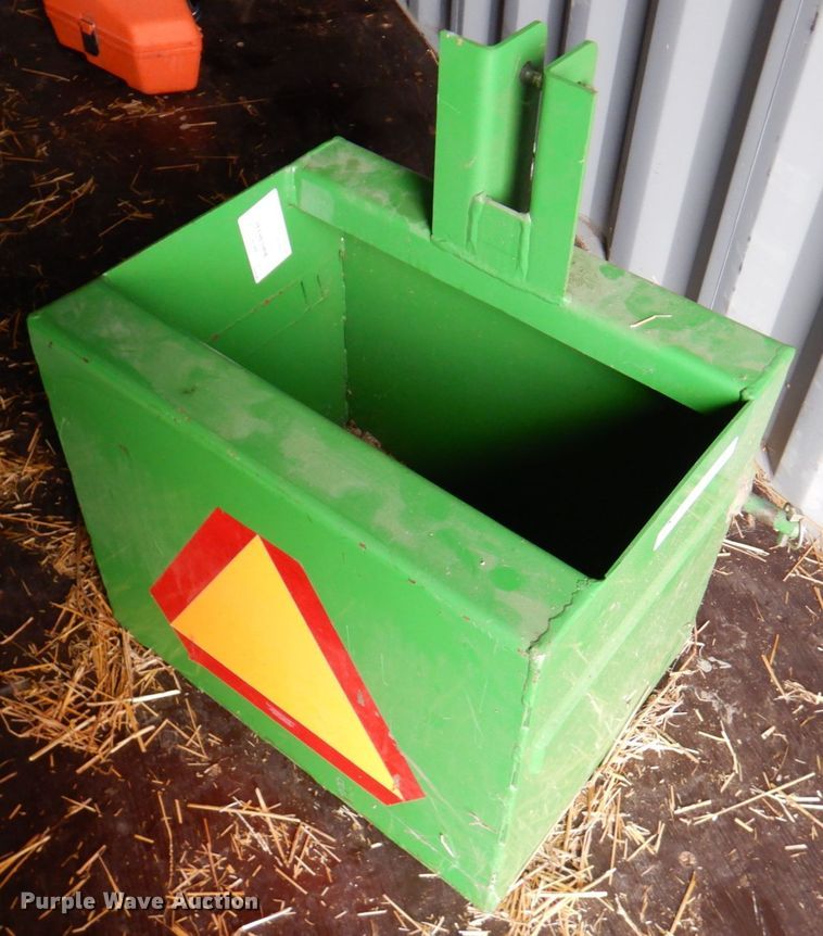 image for item IH9240 John Deere  ballast box