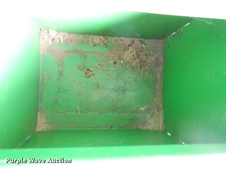 image for item IH9240 John Deere  ballast box