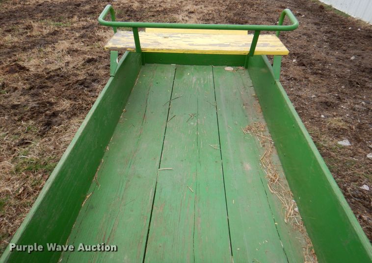 image for item IH9241 Comer Mfg  horse carriage