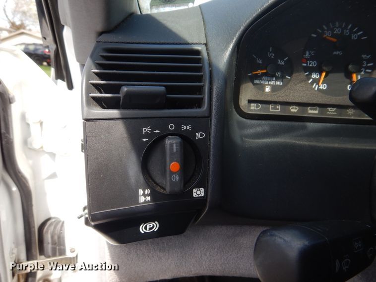 image for item IM9695 1996 Mercedes Benz SL320 Roadster  convertible