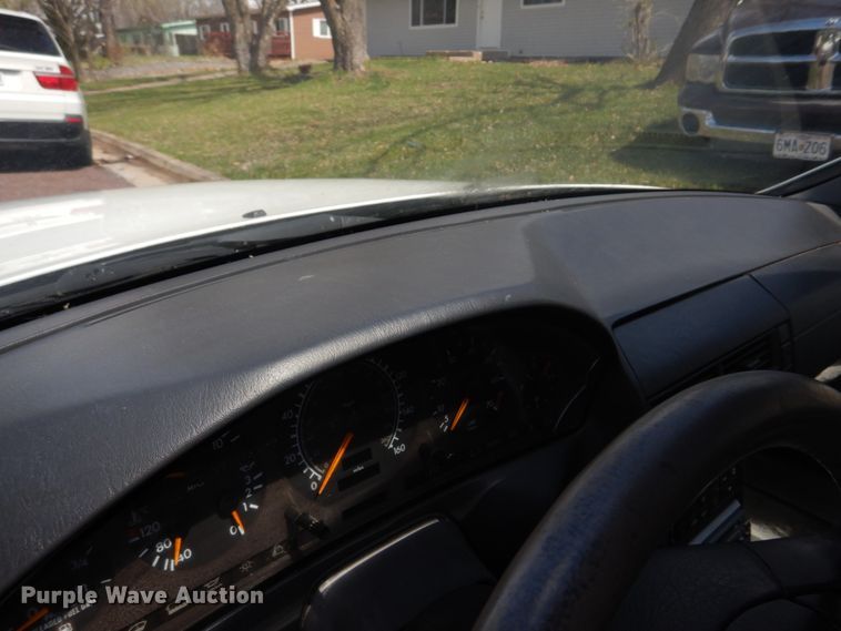 image for item IM9695 1996 Mercedes Benz SL320 Roadster  convertible