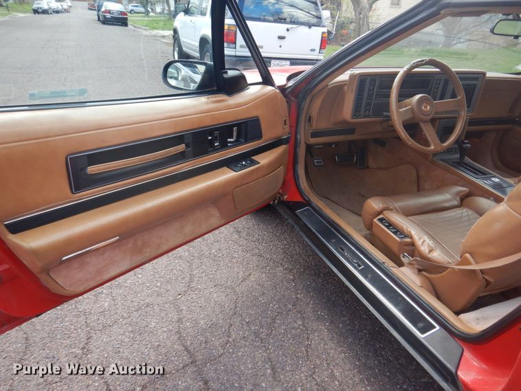 image for item IM9696 1988 Buick Reatta