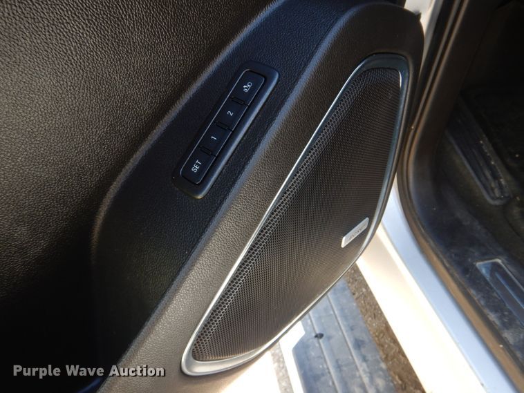 image for item IM9697 2016 GMC Yukon XL Denali  SUV