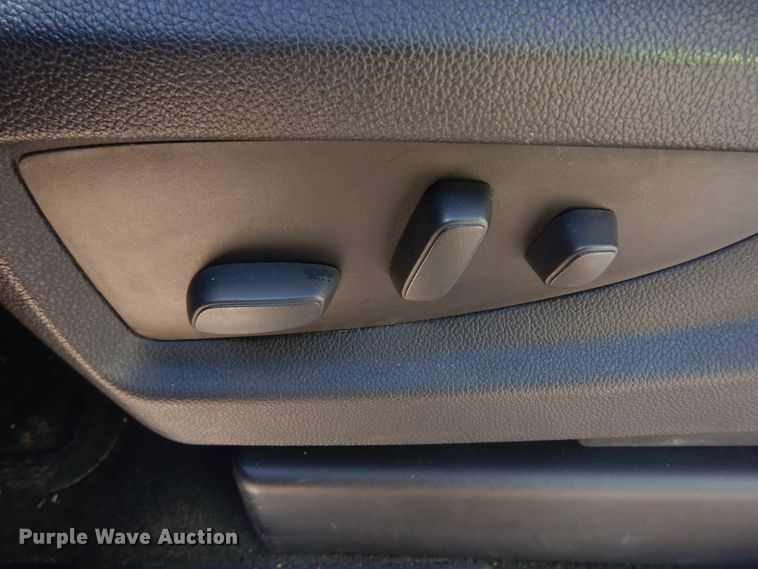 image for item IM9697 2016 GMC Yukon XL Denali  SUV