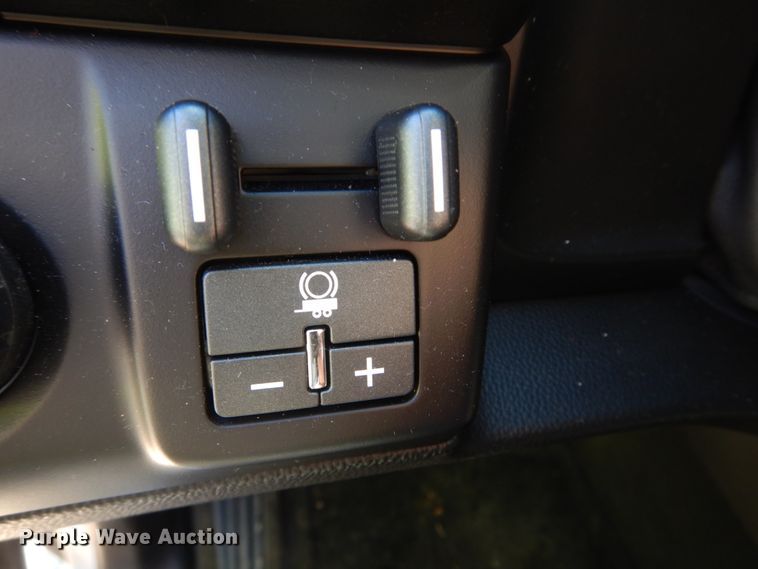 image for item IM9697 2016 GMC Yukon XL Denali  SUV