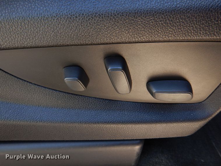 image for item IM9697 2016 GMC Yukon XL Denali  SUV