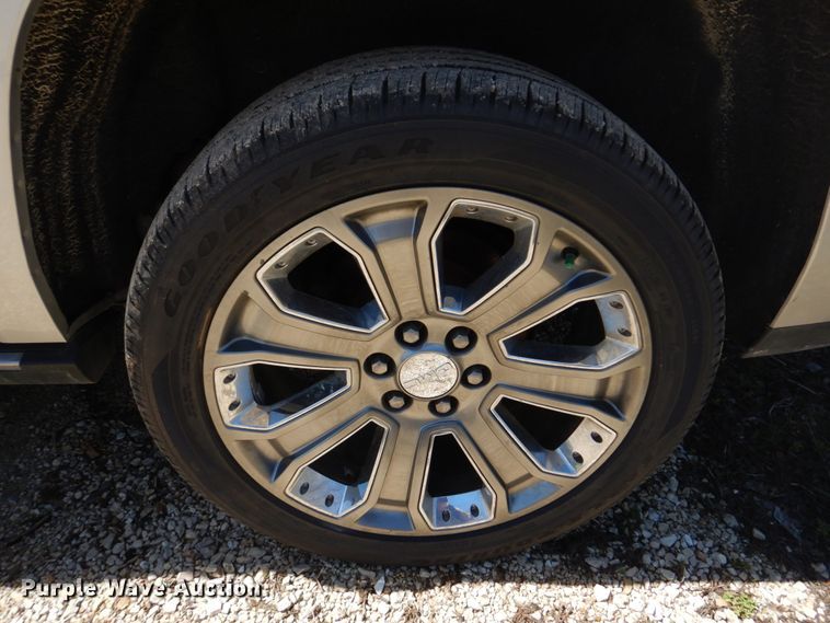 image for item IM9697 2016 GMC Yukon XL Denali  SUV