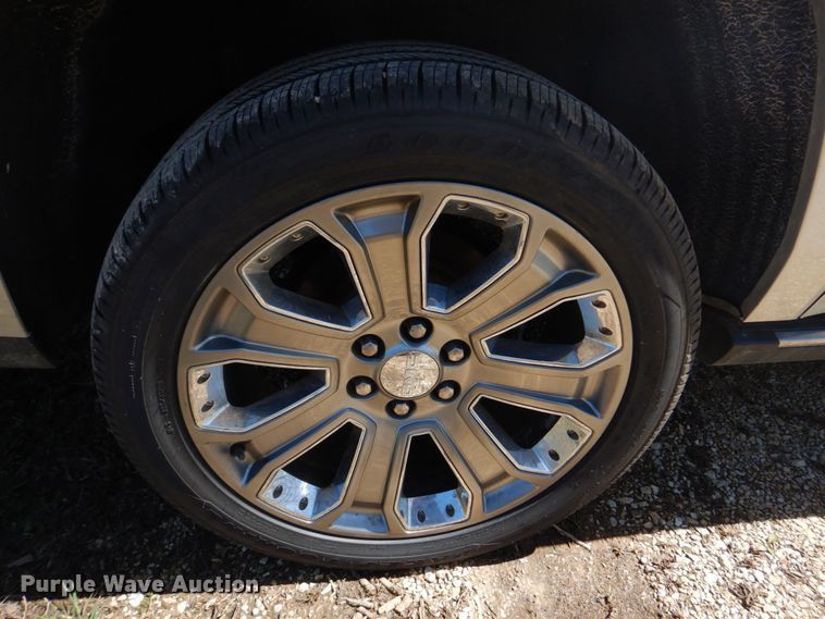 image for item IM9697 2016 GMC Yukon XL Denali  SUV