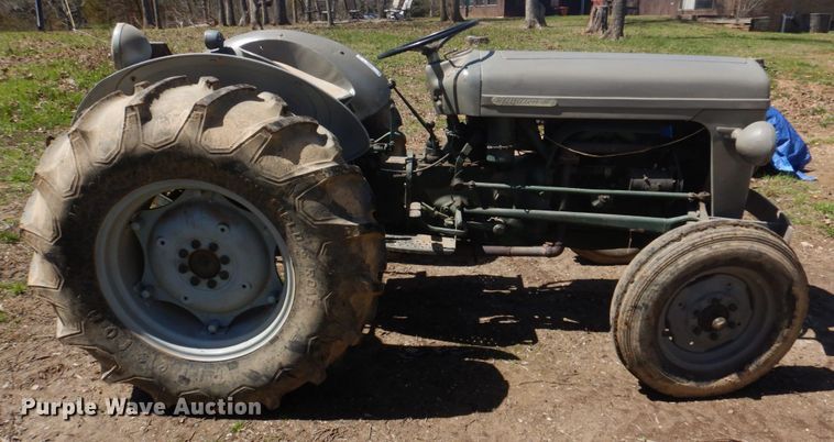 image for item IM9699 Ferguson TO-35  tractor