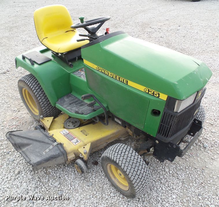 image for item IQ9753 John Deere 425  lawn mower