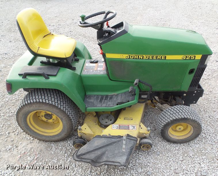 image for item IQ9753 John Deere 425  lawn mower