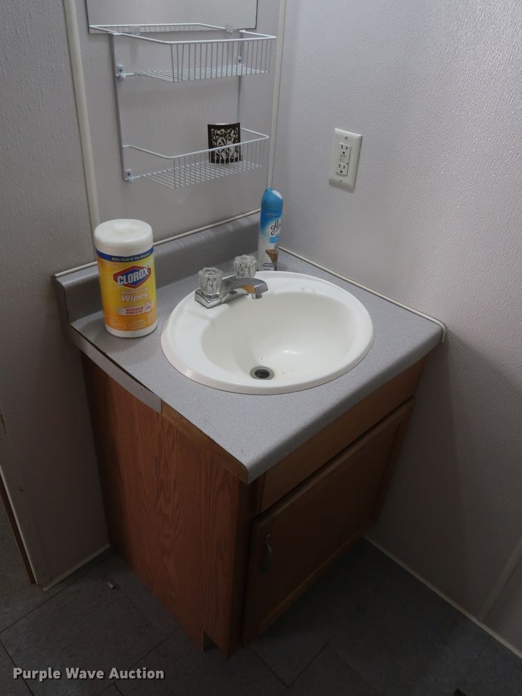 image for item IY9163 Oilfield crew quarters