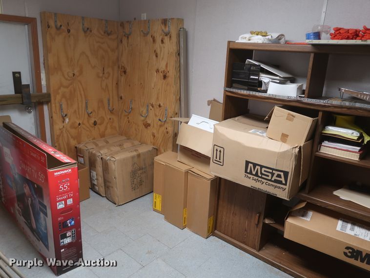 image for item IY9163 Oilfield crew quarters