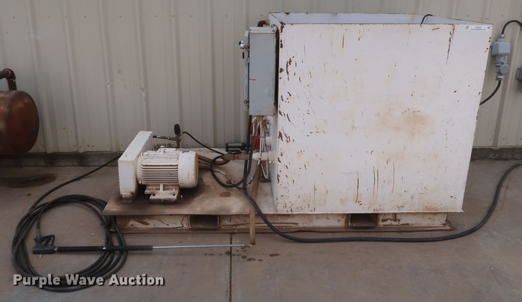 image for item IY9165 General Pump T9211  pressure washer