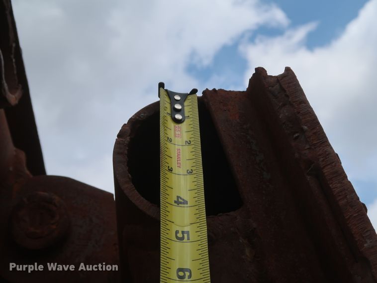 image for item IY9168 Loading dock yard ramp