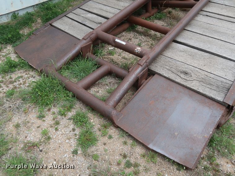 image for item IY9169 Loading dock yard ramp