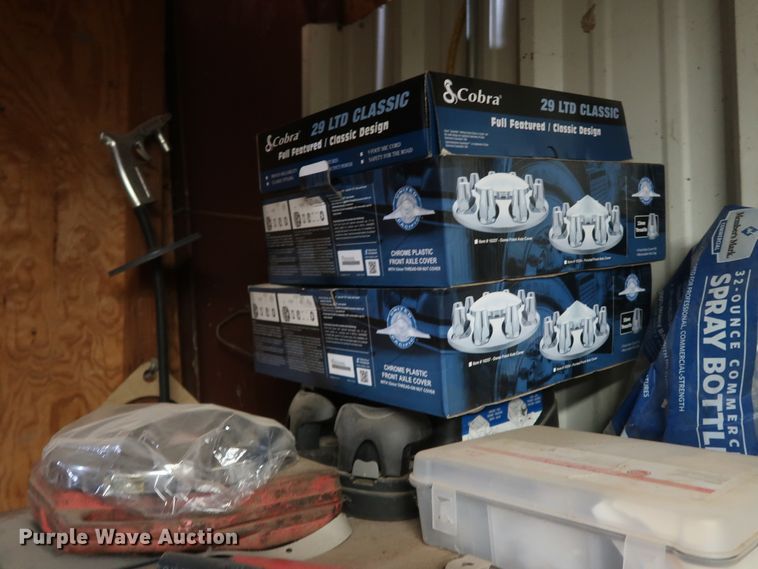 image for item IY9175 Truck parts