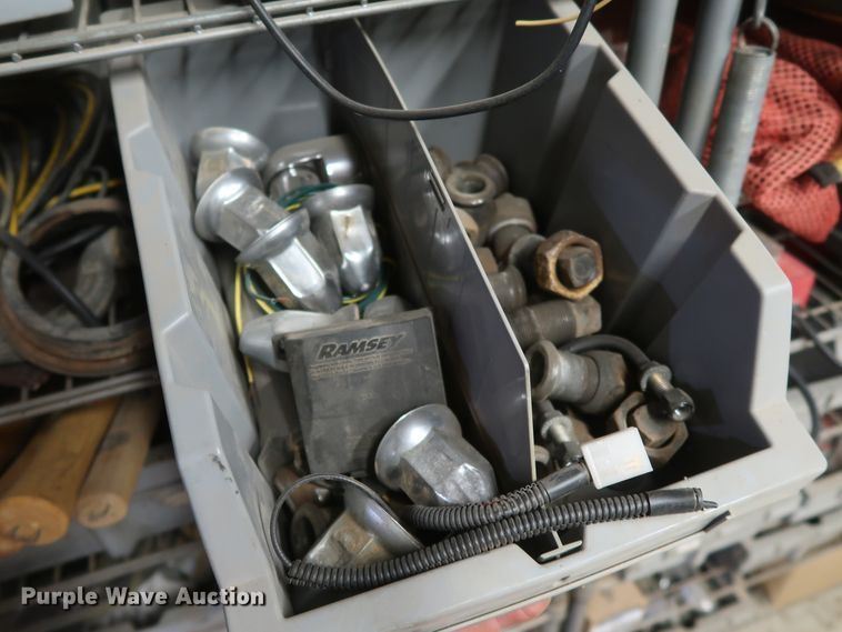 image for item IY9175 Truck parts