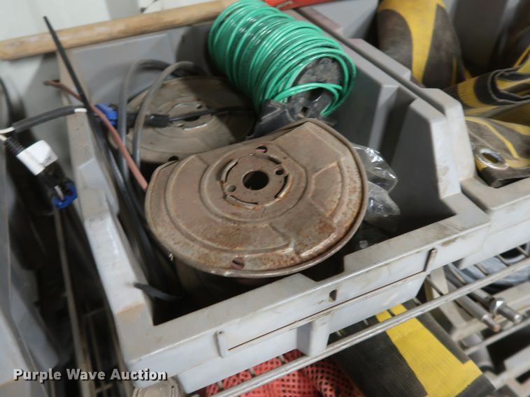 image for item IY9175 Truck parts