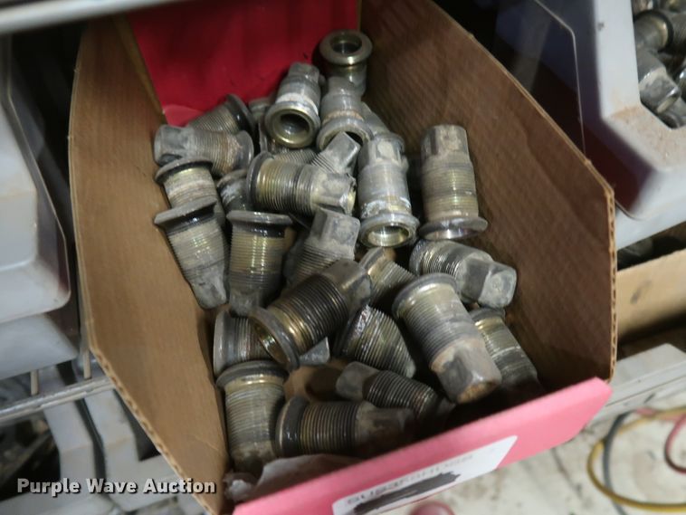 image for item IY9175 Truck parts