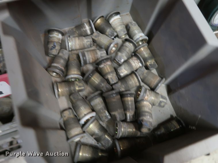 image for item IY9175 Truck parts