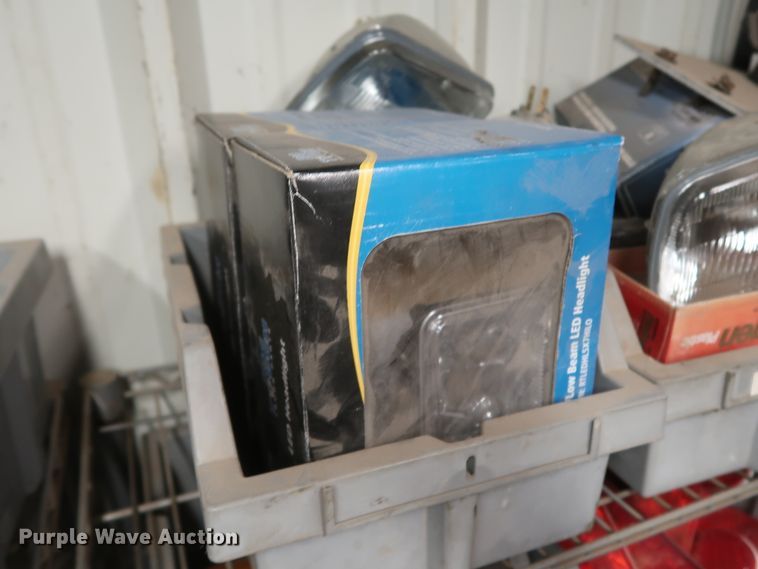 image for item IY9175 Truck parts