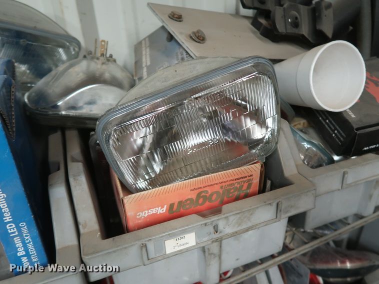 image for item IY9175 Truck parts