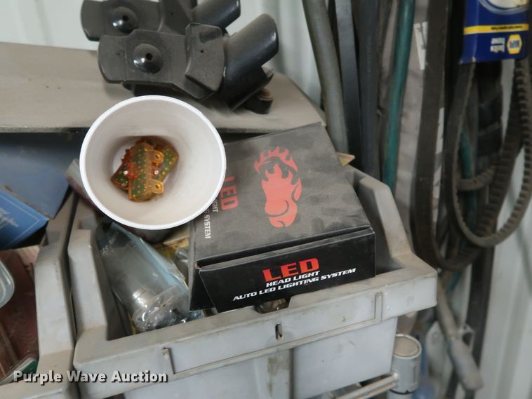 image for item IY9175 Truck parts