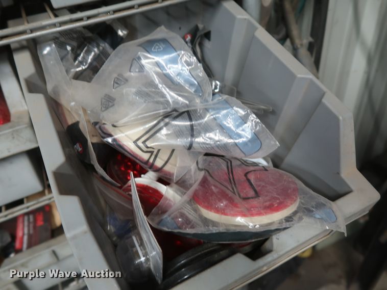 image for item IY9175 Truck parts