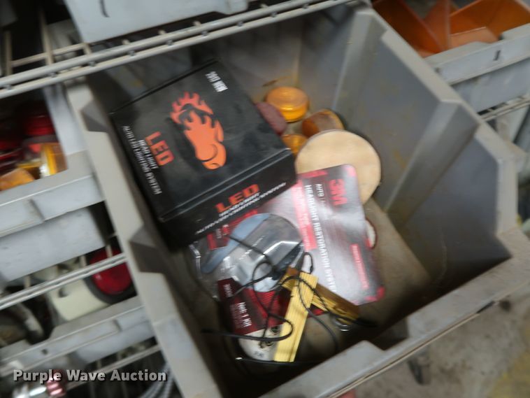 image for item IY9175 Truck parts