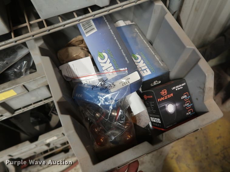 image for item IY9175 Truck parts