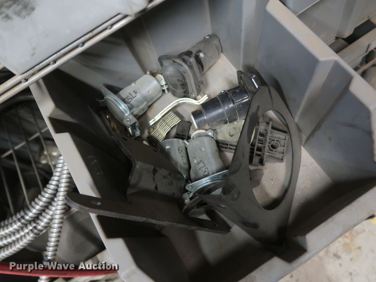 image for item IY9175 Truck parts