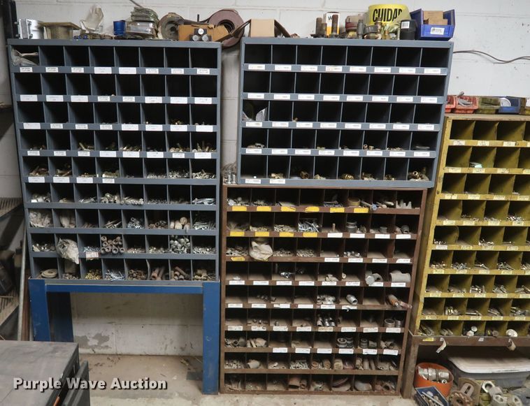 image for item IY9176 (6) bolt and hardware bins