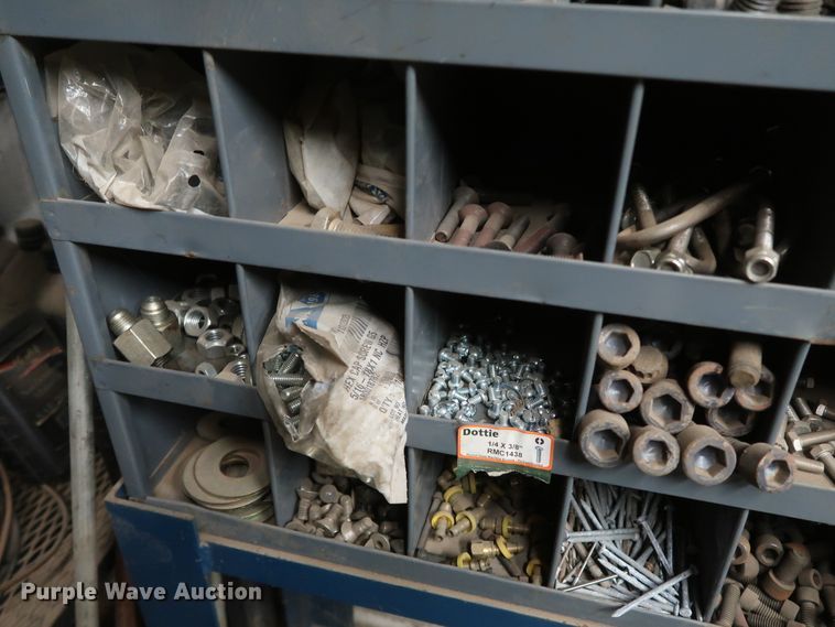 image for item IY9176 (6) bolt and hardware bins