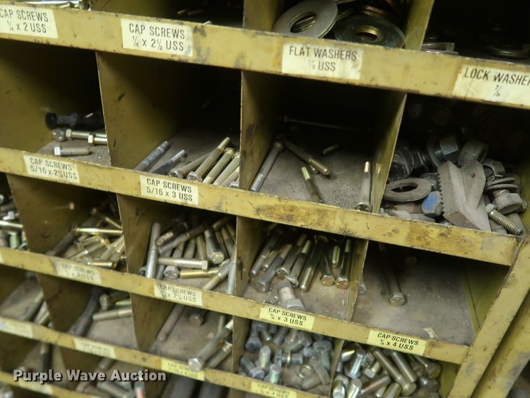 image for item IY9176 (6) bolt and hardware bins