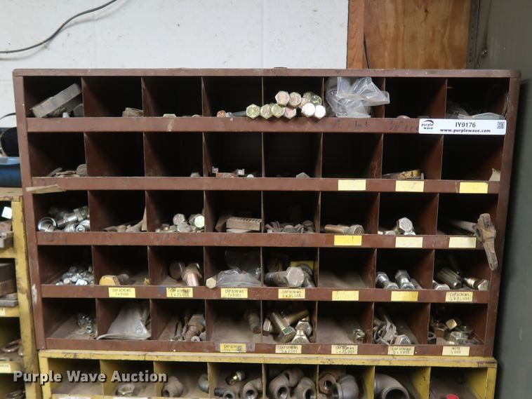 image for item IY9176 (6) bolt and hardware bins