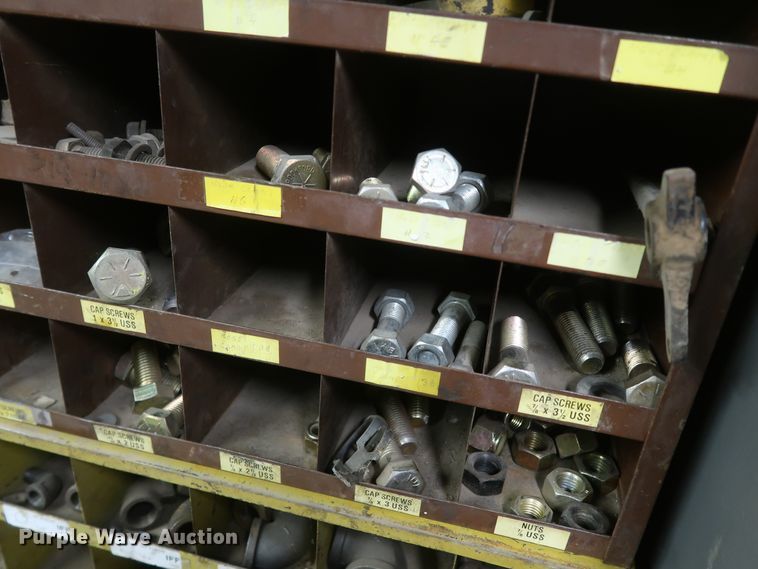 image for item IY9176 (6) bolt and hardware bins