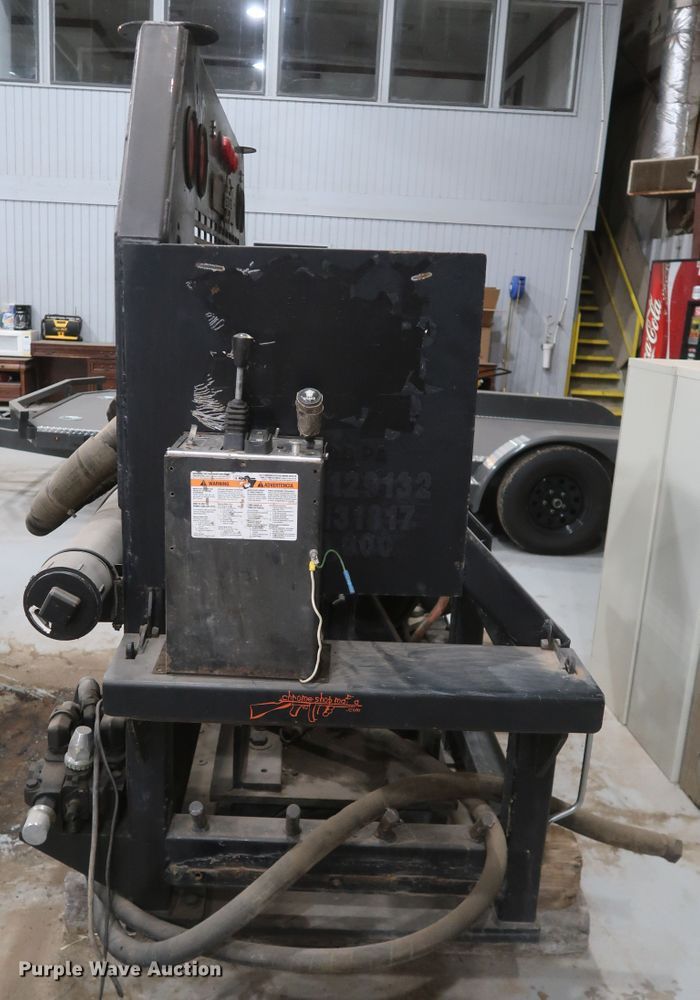 image for item IY9178 Braden  Paccar Gearmatic HP75A winch