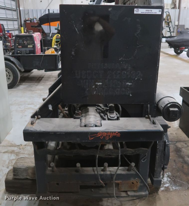 image for item IY9178 Braden  Paccar Gearmatic HP75A winch