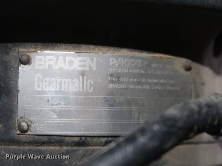 image for item IY9178 Braden  Paccar Gearmatic HP75A winch