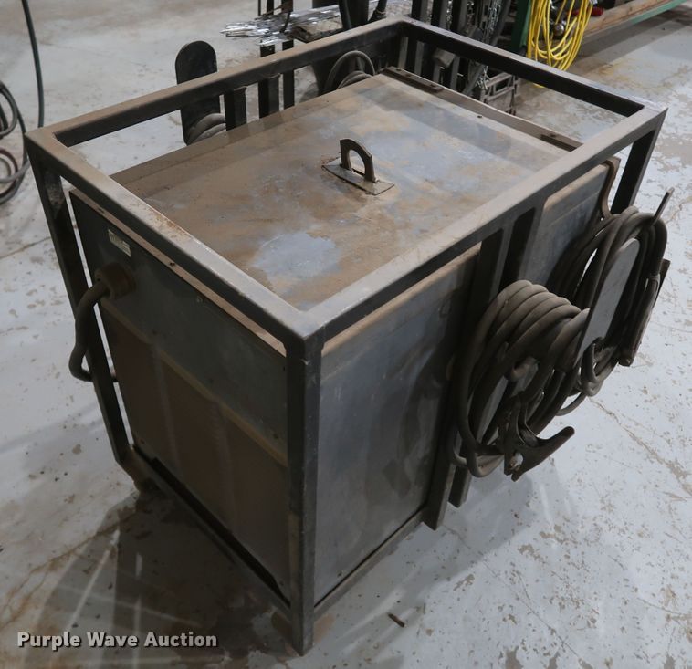 image for item IY9180 Lincoln Idealarc R3R-500  welder