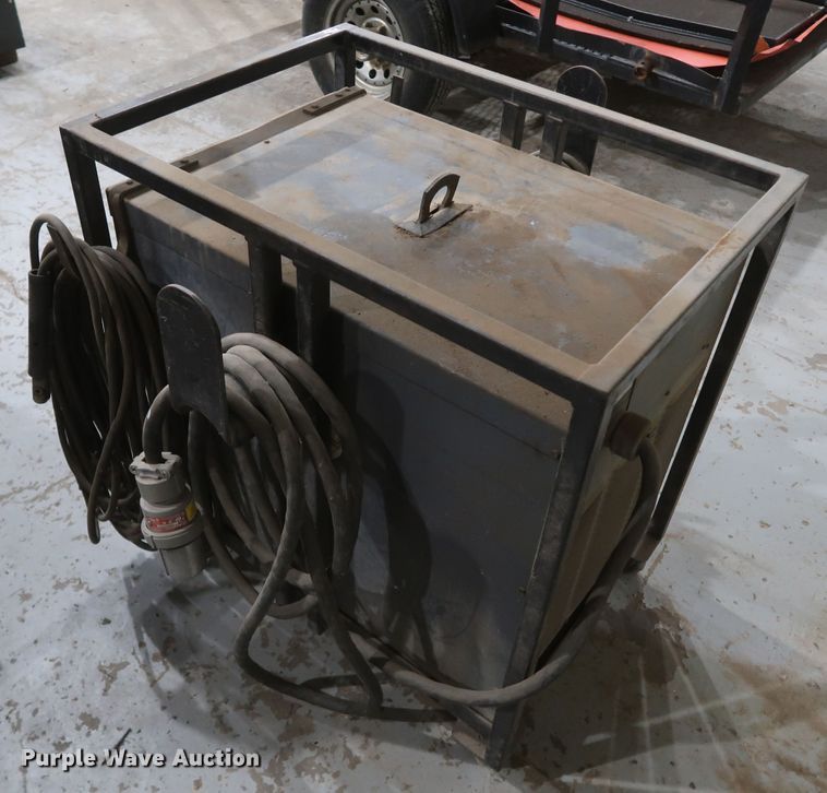 image for item IY9180 Lincoln Idealarc R3R-500  welder