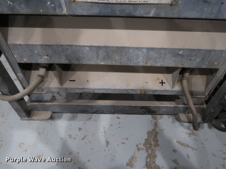 image for item IY9180 Lincoln Idealarc R3R-500  welder