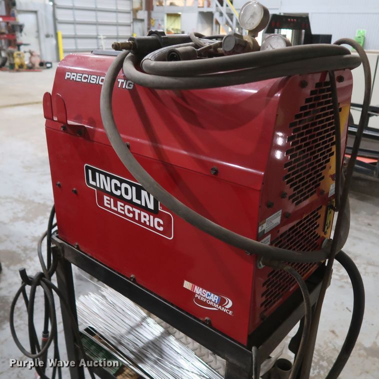 image for item IY9181 Lincoln 225 Precision TIG  welder