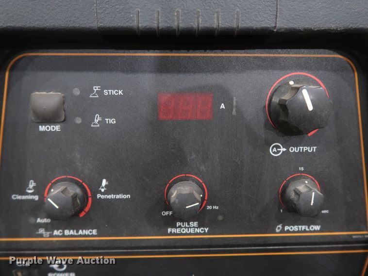 image for item IY9181 Lincoln 225 Precision TIG  welder