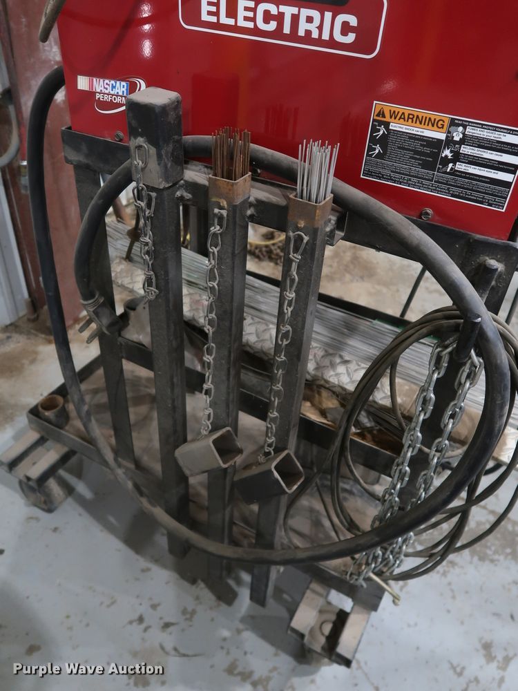 image for item IY9181 Lincoln 225 Precision TIG  welder